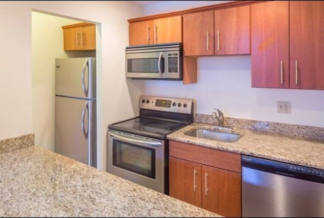 154 Newbury St 2AR, Boston, MA 02116