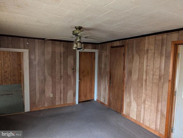 6 W STATE ST, Delmar, MD 21875