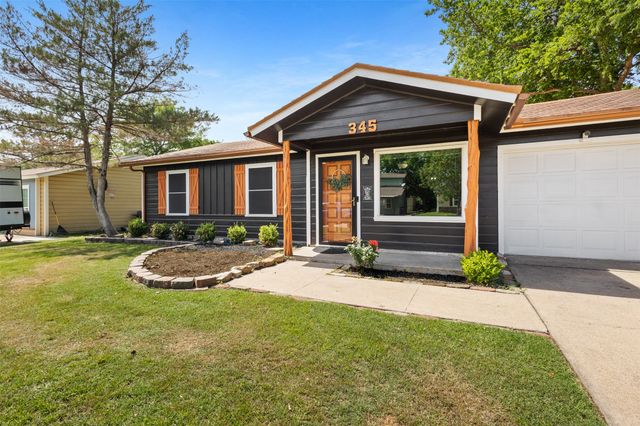 345 NW Lorna Street, Burleson, TX 76028