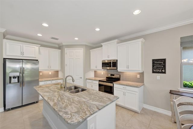 156 VENTOSA PLACE, Nokomis, FL 34275