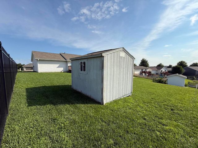 203 HICKORY RIDGE Lane, Glenwood, IA 51534