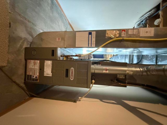 203 HICKORY RIDGE Lane, Glenwood, IA 51534