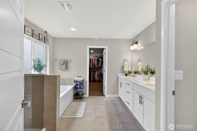 18506 128th Avenue Ct E, Puyallup, WA 98374