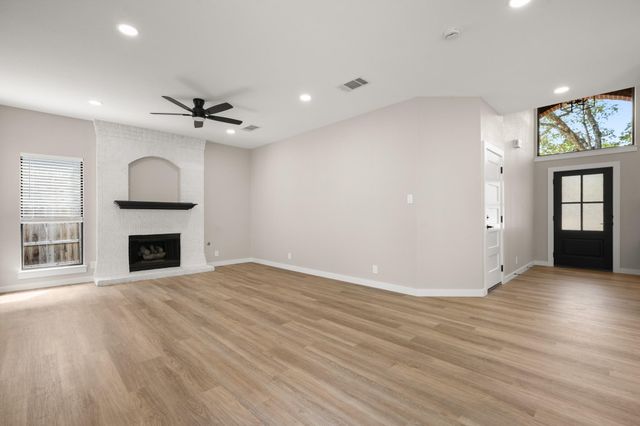 15204 English River LOOP, Leander, TX 78641