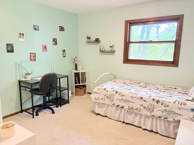 31522 Rum River Drive NE, Cambridge, MN 55008