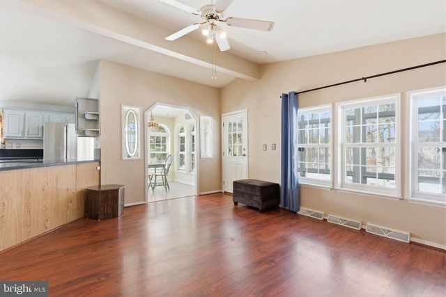 435 SPRING MEADOW CIR, New Hope, PA 18938