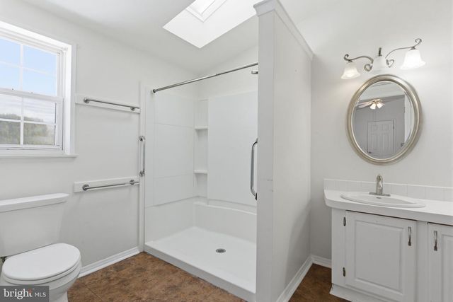 435 SPRING MEADOW CIR, New Hope, PA 18938