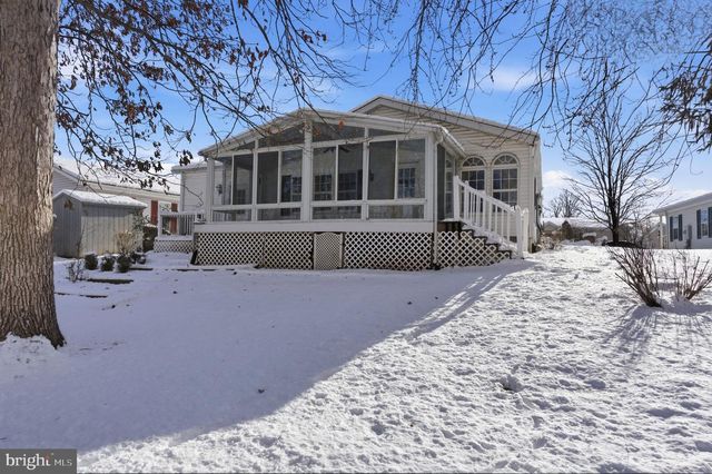 435 SPRING MEADOW CIR, New Hope, PA 18938