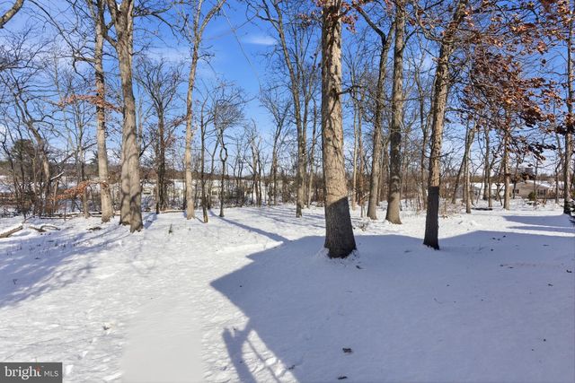 435 SPRING MEADOW CIR, New Hope, PA 18938