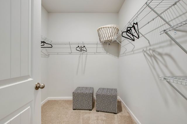 1013 Linn Cove Ct, Gallatin, TN 37066