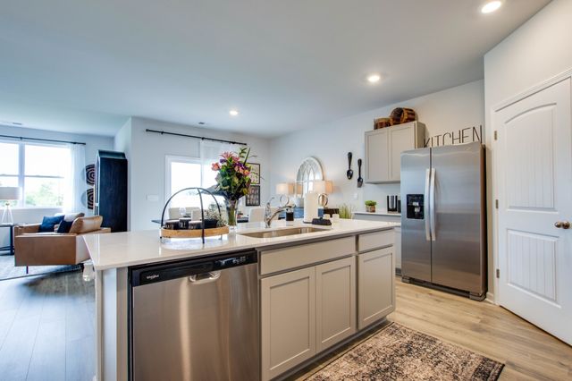 1013 Linn Cove Ct, Gallatin, TN 37066