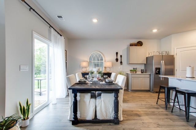 1013 Linn Cove Ct, Gallatin, TN 37066