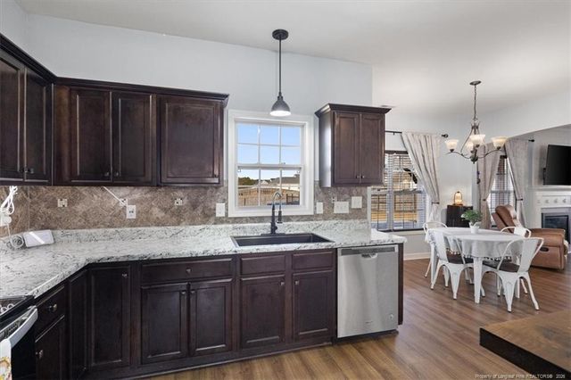 262 Yellowfoot Drive, Raeford, NC 28376