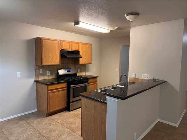 3114 Becker Glen Street, Fresno, TX 77545