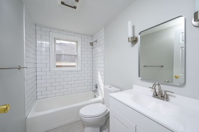 757 Central Street, East Bridgewater, MA 02333