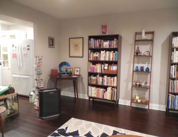 4000 Dundee Road 203B, Northbrook, IL 60062