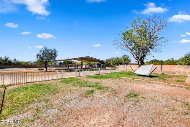 38418 N 12TH Street, Phoenix, AZ 85086