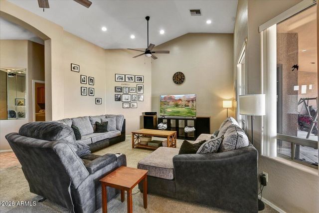 38418 N 12TH Street, Phoenix, AZ 85086