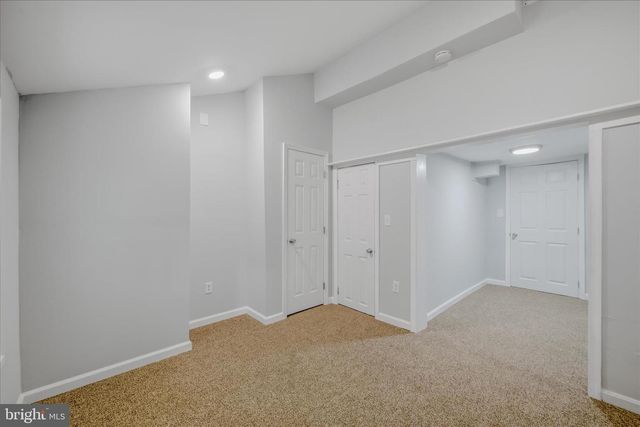 64 HOBDAY LN, Berkeley Springs, WV 25411