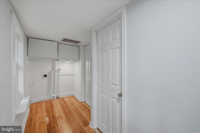 64 HOBDAY LN, Berkeley Springs, WV 25411