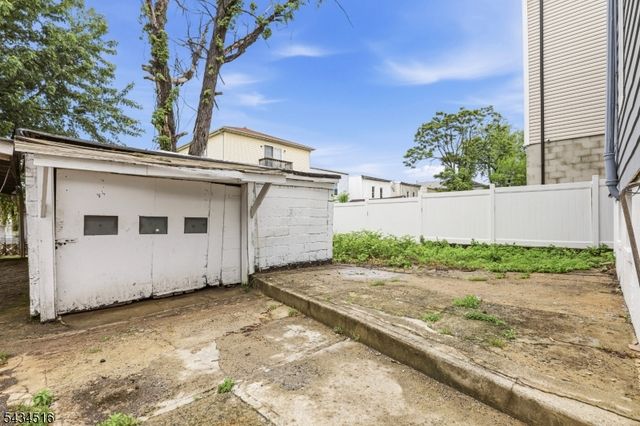 599 S 18Th St, Newark City, NJ 07103