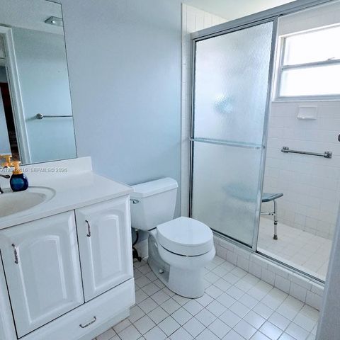 800 SW 131st Ave 301F, Pembroke Pines, FL 33027