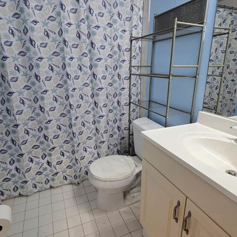 800 SW 131st Ave 301F, Pembroke Pines, FL 33027