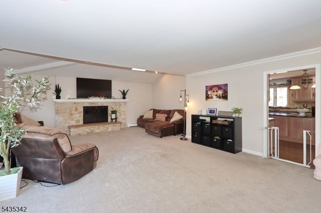 400 Madison Hill Rd, Clark Twp., NJ 07066