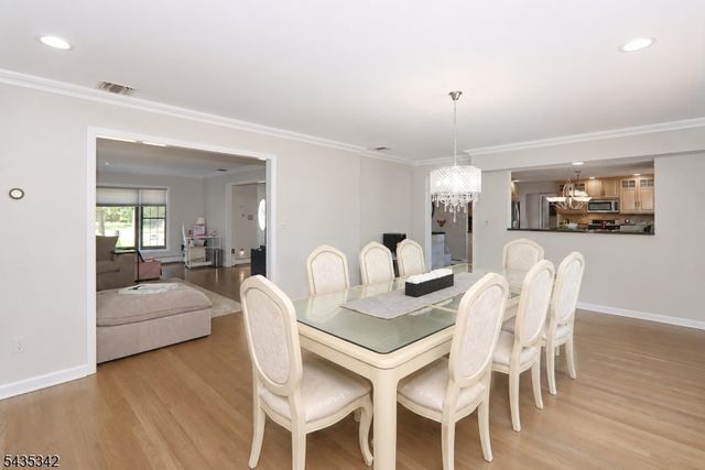 400 Madison Hill Rd, Clark Twp., NJ 07066