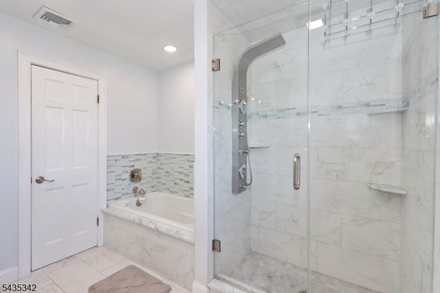 400 Madison Hill Rd, Clark Twp., NJ 07066