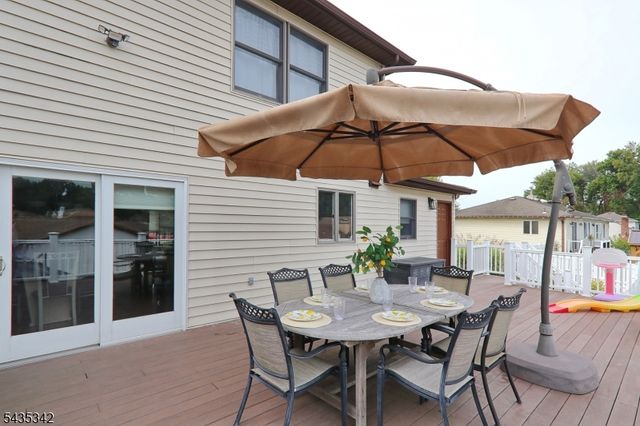 400 Madison Hill Rd, Clark Twp., NJ 07066