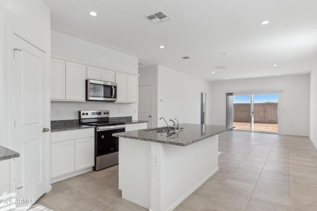 1348 W WALTON Avenue, Coolidge, AZ 85128