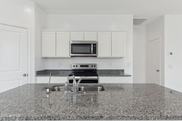 1348 W WALTON Avenue, Coolidge, AZ 85128