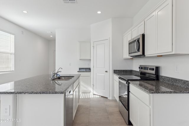 1348 W WALTON Avenue, Coolidge, AZ 85128