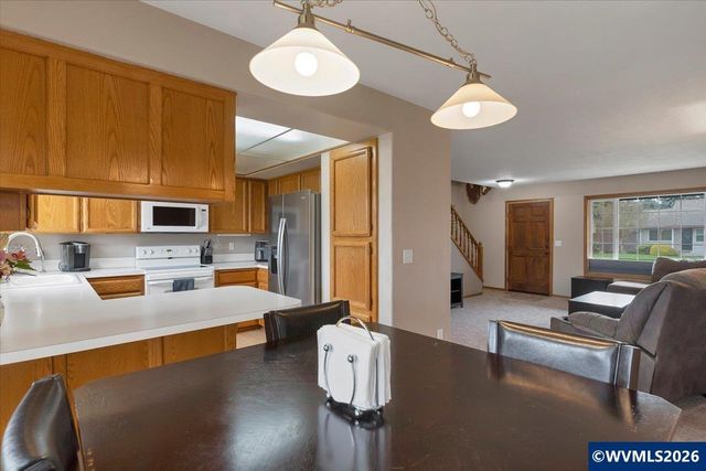 7066 Ridgemont Dr N, Keizer, OR 97303