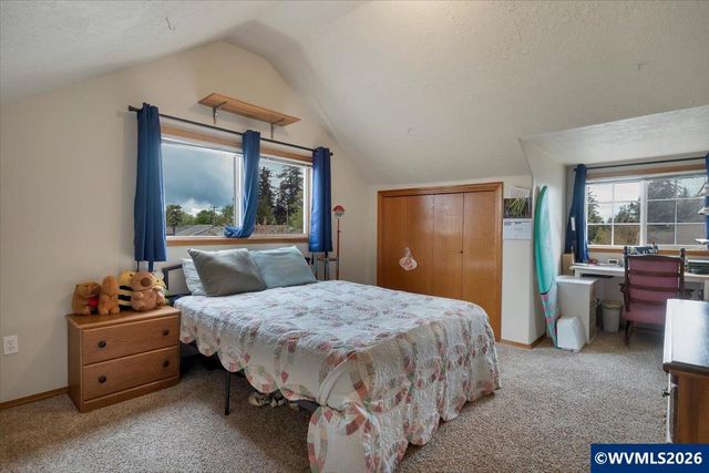 7066 Ridgemont Dr N, Keizer, OR 97303