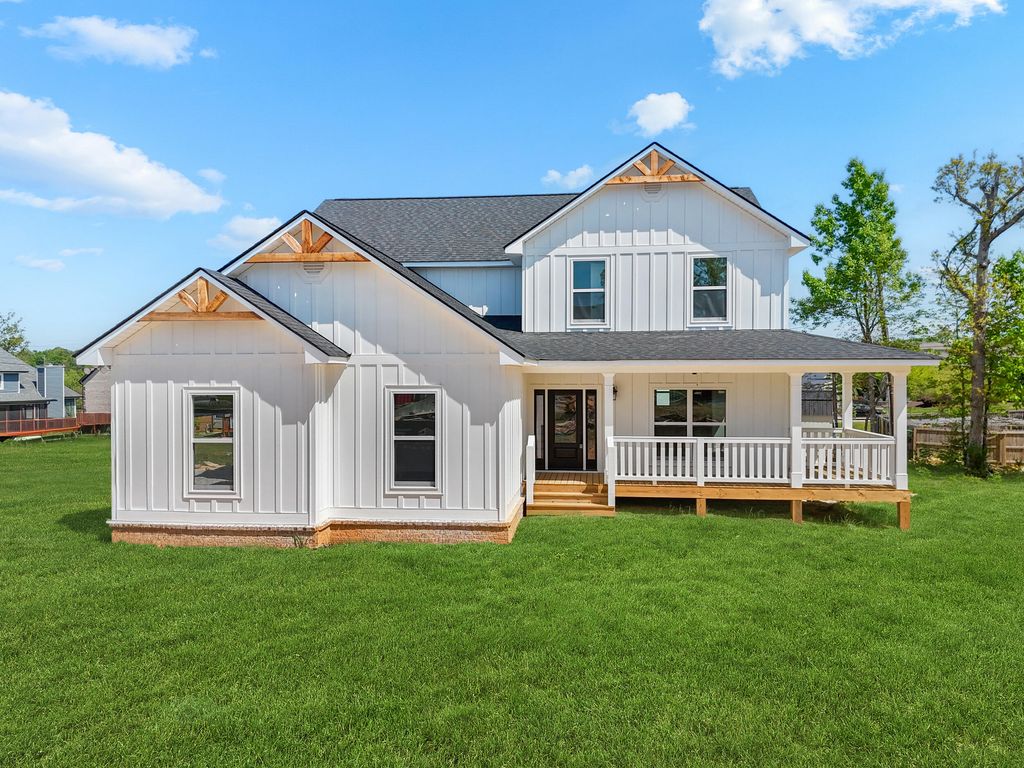 2303 Guinevere Parkway, Chattanooga, TN 37421