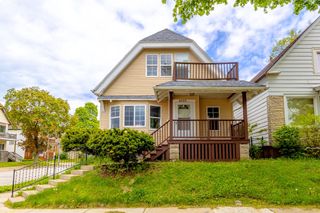 3450 N 23rd STREET, Milwaukee, WI 53206