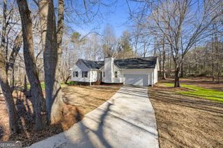 1142 Lavista Drive, Monroe, GA 30655