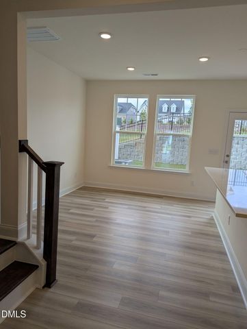 908 Kensley Grove Lane, Fuquay Varina, NC 27526