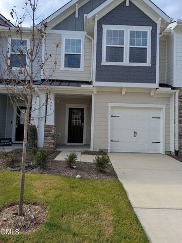 908 Kensley Grove Lane, Fuquay Varina, NC 27526