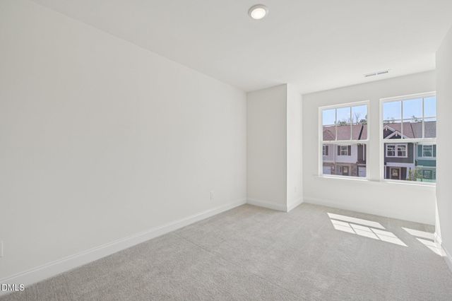 908 Kensley Grove Lane, Fuquay Varina, NC 27526