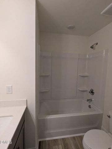 908 Kensley Grove Lane, Fuquay Varina, NC 27526