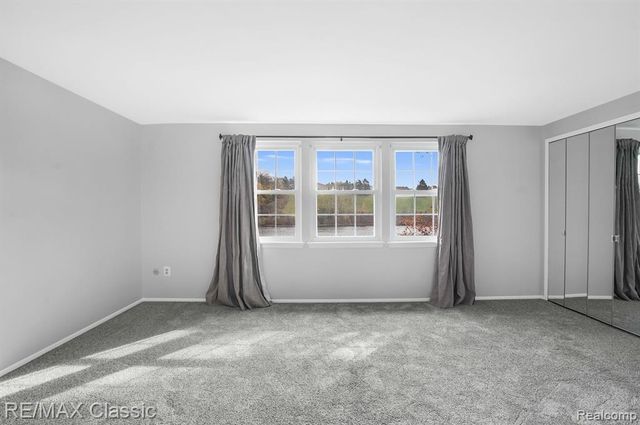 19580 Crystal Lake Drive, Northville, MI 48167