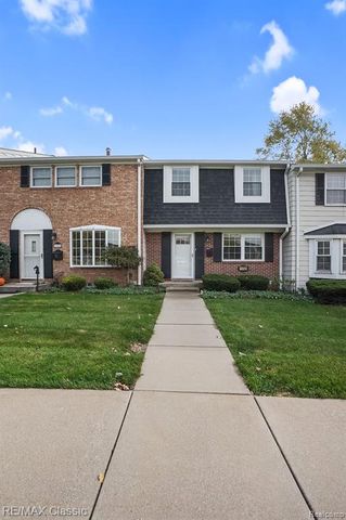 19580 Crystal Lake Drive, Northville, MI 48167