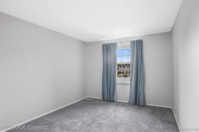 19580 Crystal Lake Drive, Northville, MI 48167
