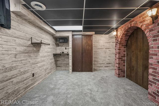 19580 Crystal Lake Drive, Northville, MI 48167