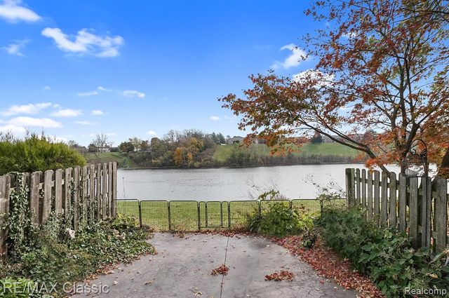 19580 Crystal Lake Drive, Northville, MI 48167