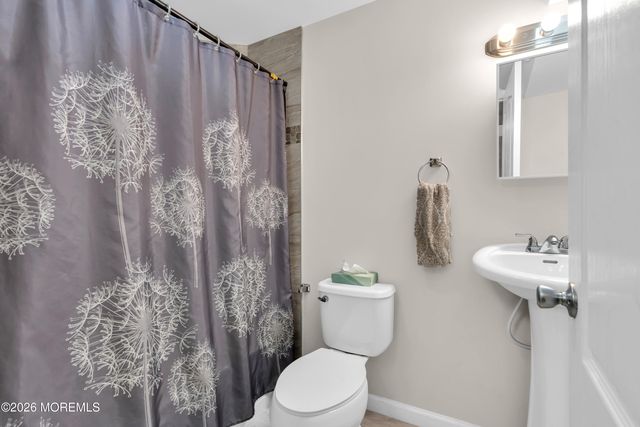 59 Aspen Court, Lakewood, NJ 08701