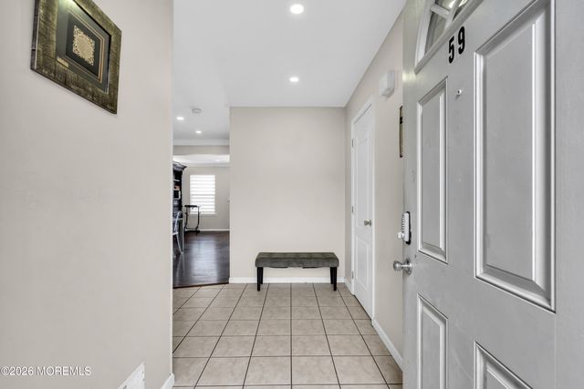 59 Aspen Court, Lakewood, NJ 08701